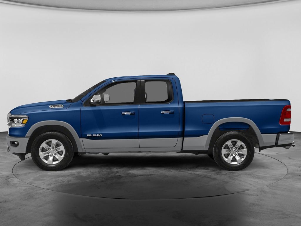Used 2019 RAM 1500 Laramie AWD/4WD image 9