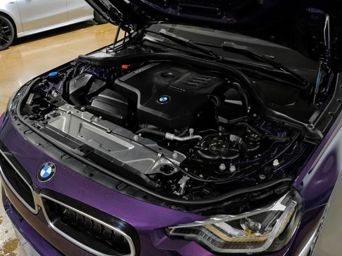 Used 2025 BMW 230i Coupe w/ Premium Package RWD image 44