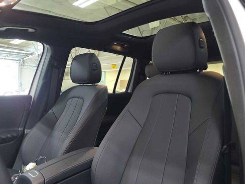 Certified 2026 Mercedes-Benz GLB 250 4MATIC image 22