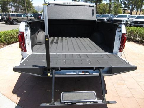 Used 2019 Ford F150 Raptor w/ Equipment Group 802A Luxury AWD/4WD image 30