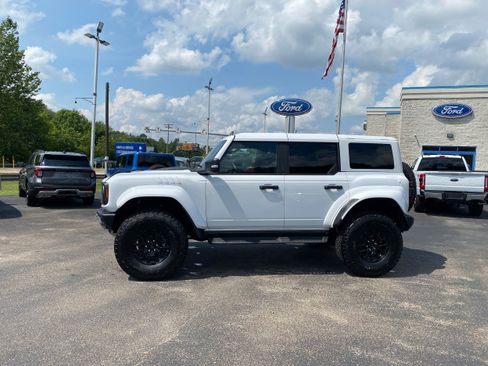 New 2026 Ford Bronco Raptor w/ Interior Carbon Fiber Pack AWD/4WD image 5