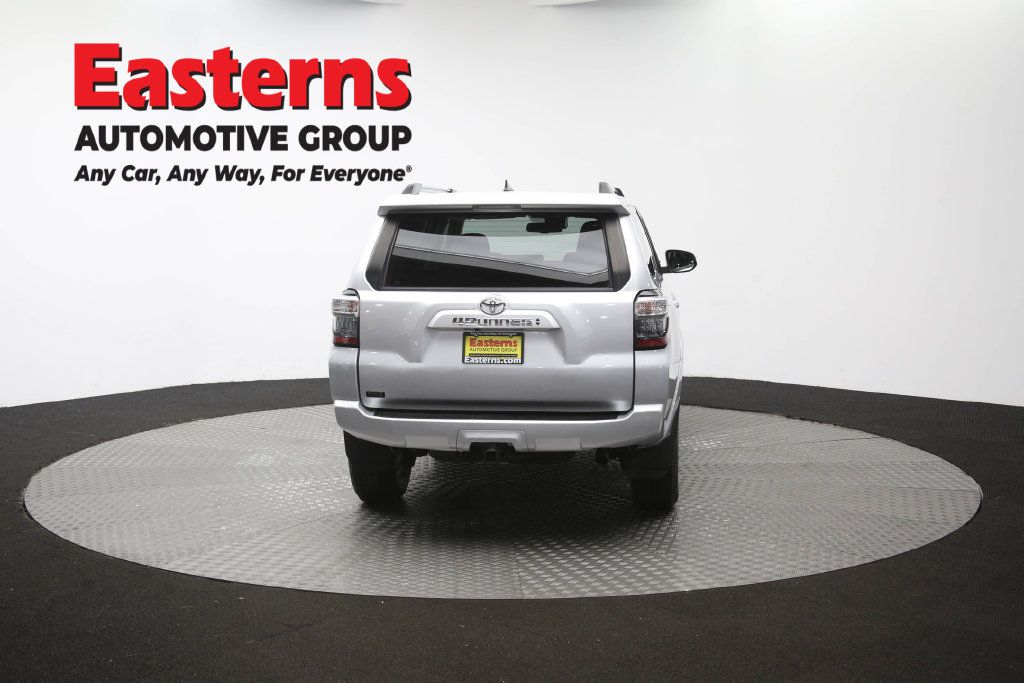 Used 2023 Toyota 4Runner SR5 AWD/4WD image 39