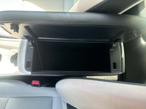 Used 2017 Toyota Prius Prime image 24