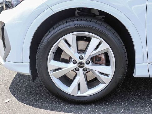 Used 2023 Audi Q4 e-tron Premium w/ Convenience Package AWD/4WD image 9