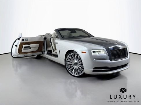 Used 2016 Rolls-Royce Dawn RWD image 6