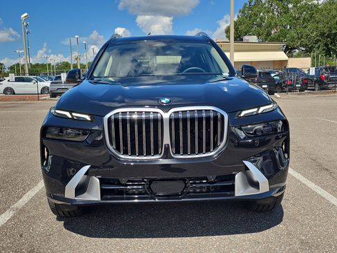 New 2026 BMW X7 xDrive40i image 3
