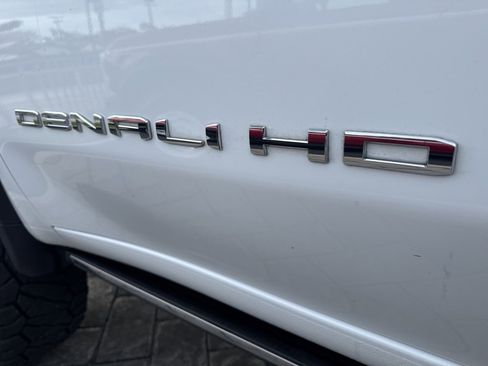 Used 2024 GMC Sierra 2500 Denali w/ Denali Reserve Package image 6