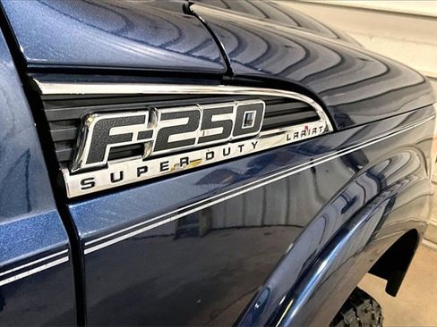 Used 2015 Ford F250 Lariat w/ Lariat Interior Package image 27