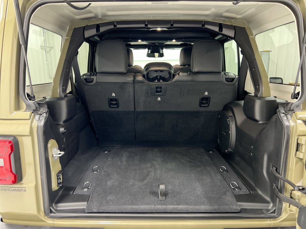 New 2026 Jeep Wrangler Unlimited Sahara AWD/4WD image 24