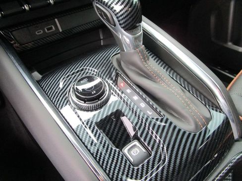 Used 2025 GMC Canyon AT4 w/ Technology Plus Package image 38