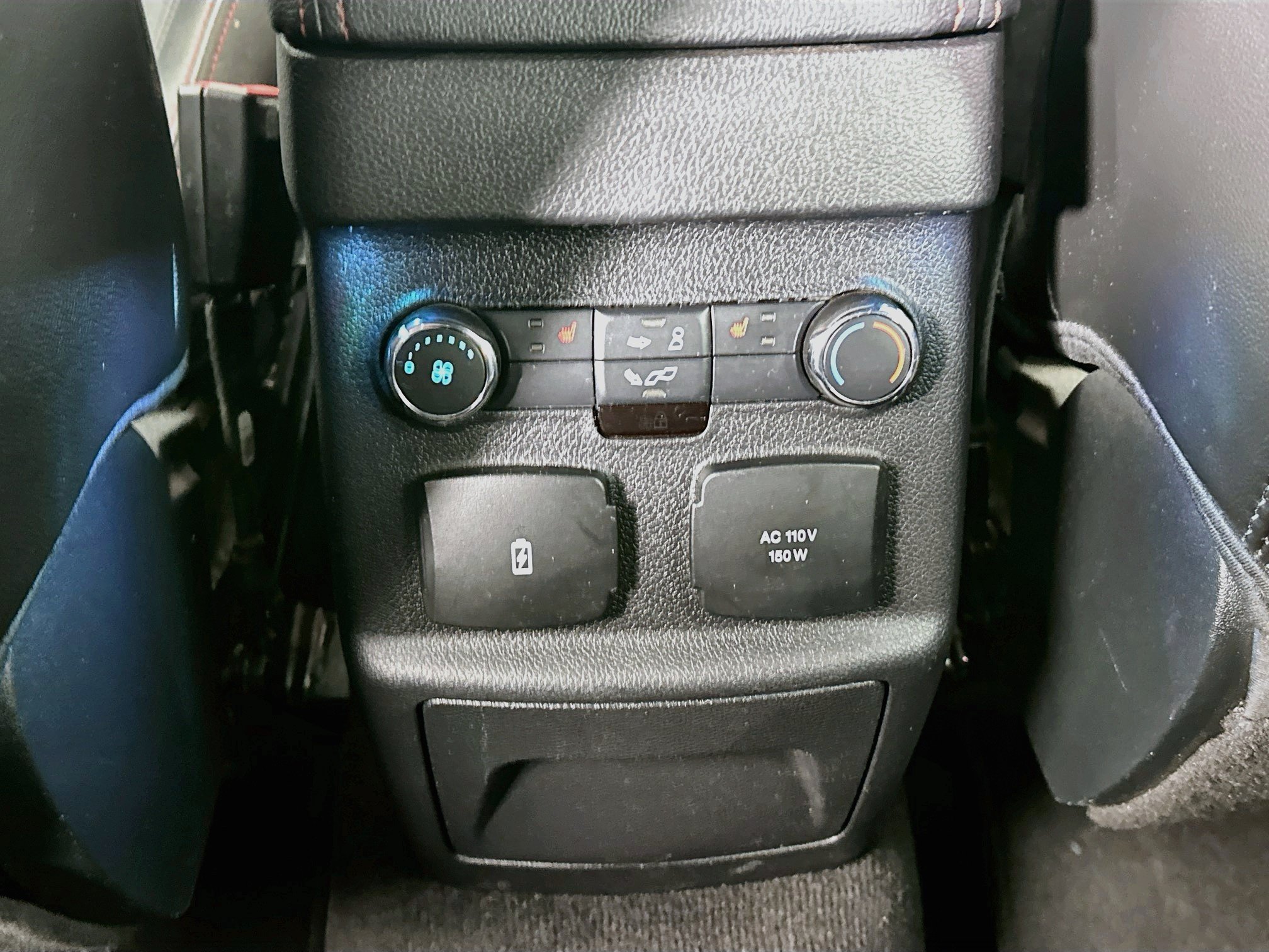 Used 2018 Ford Explorer Sport w/ Equipment Group 401A AWD/4WD image 29