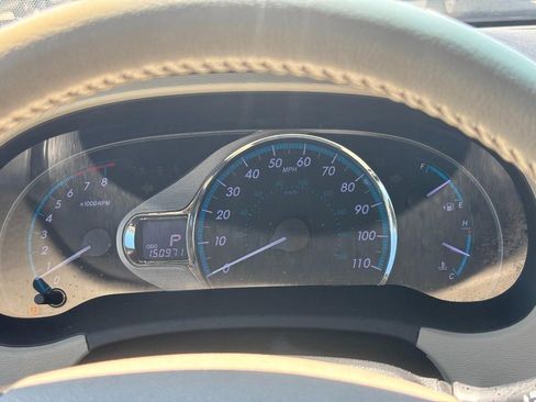 Used 2014 Toyota Sienna XLE FWD image 23