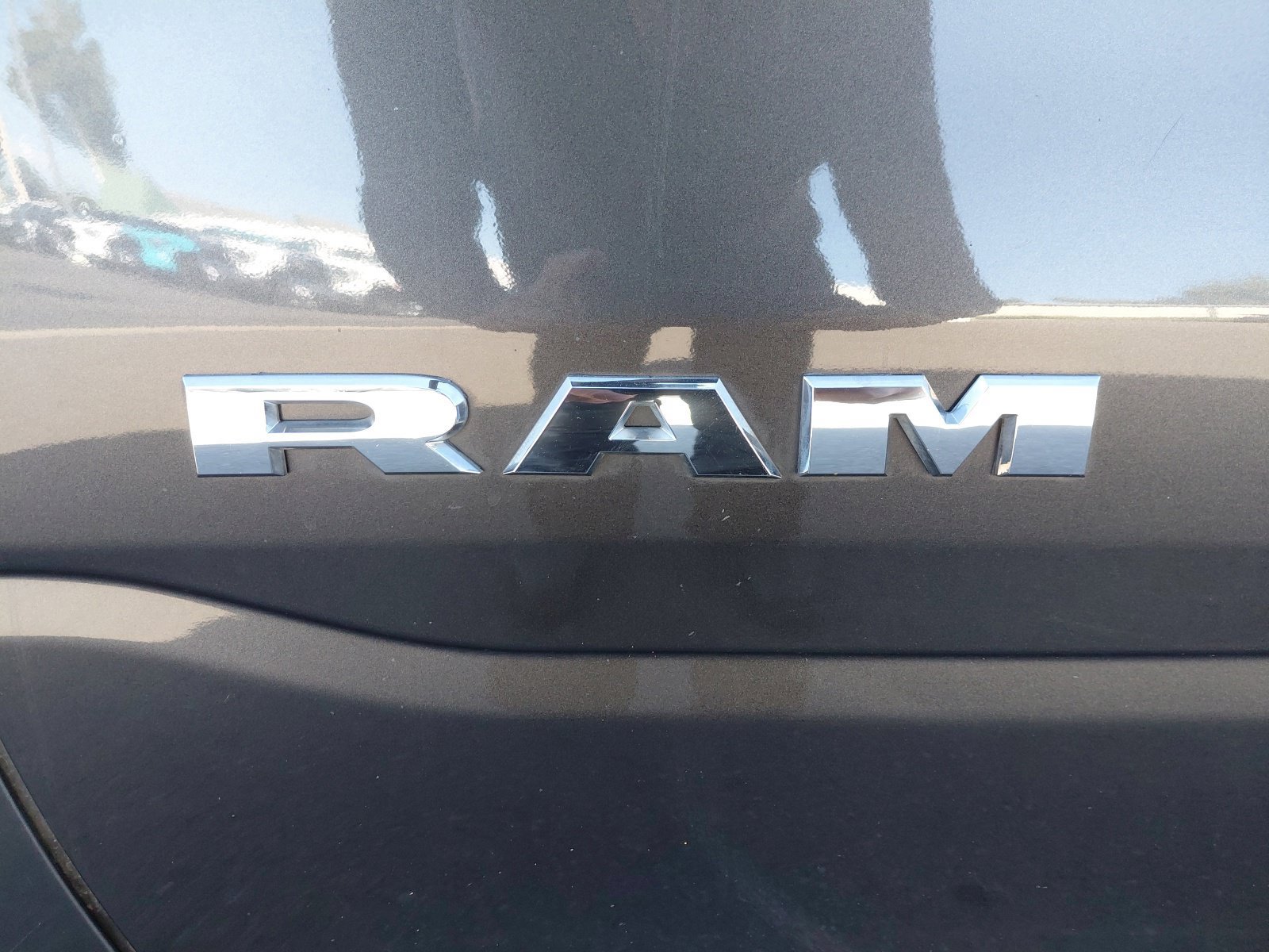 Used 2023 RAM 1500 Laramie AWD/4WD image 15