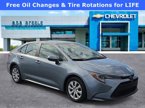 Used 2023 Toyota Corolla LE FWD image 1