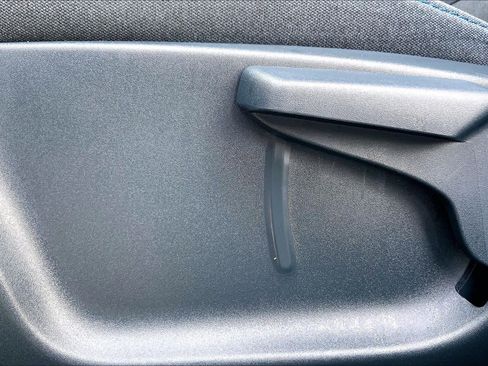 Used 2025 Ford Maverick XLT image 34