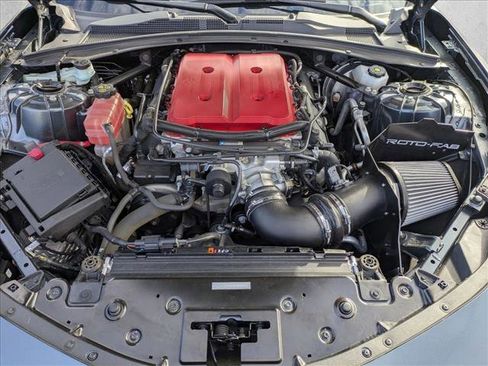 Used 2021 Chevrolet Camaro ZL1 image 21