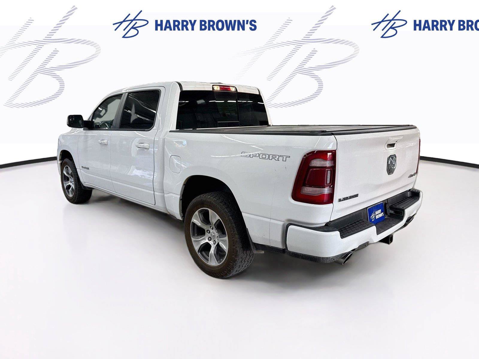 Used 2023 RAM 1500 Laramie AWD/4WD image 2