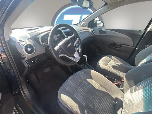 Used 2020 Chevrolet Sonic LT FWD image 14