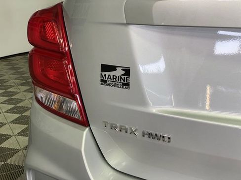 Certified 2022 Chevrolet Trax LT w/ Driver Confidence Package image 36