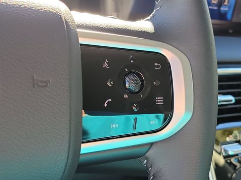 New 2026 Nissan Armada SV AWD/4WD image 29
