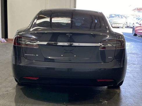 Used 2017 Tesla Model S image 3
