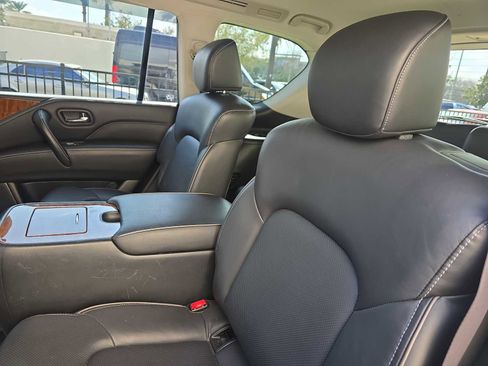 Used 2019 INFINITI QX80 Luxe image 15