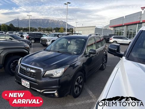 Used 2018 Nissan Rogue SL AWD/4WD image 2