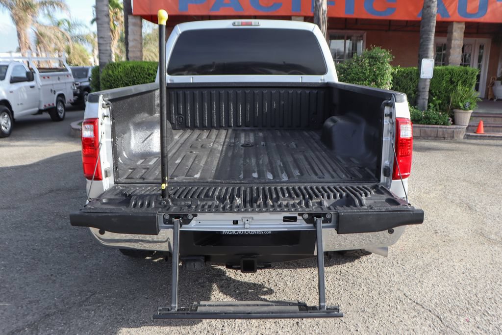 Used 2016 Ford F250 XLT w/ XLT Value Package AWD/4WD image 8
