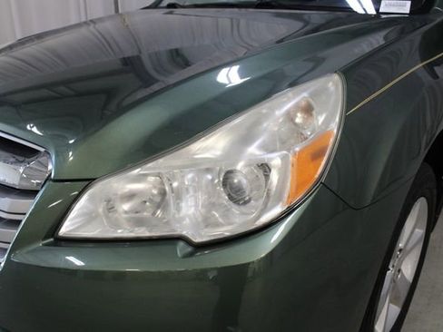 Used 2013 Subaru Outback 2.5i Premium AWD/4WD image 33