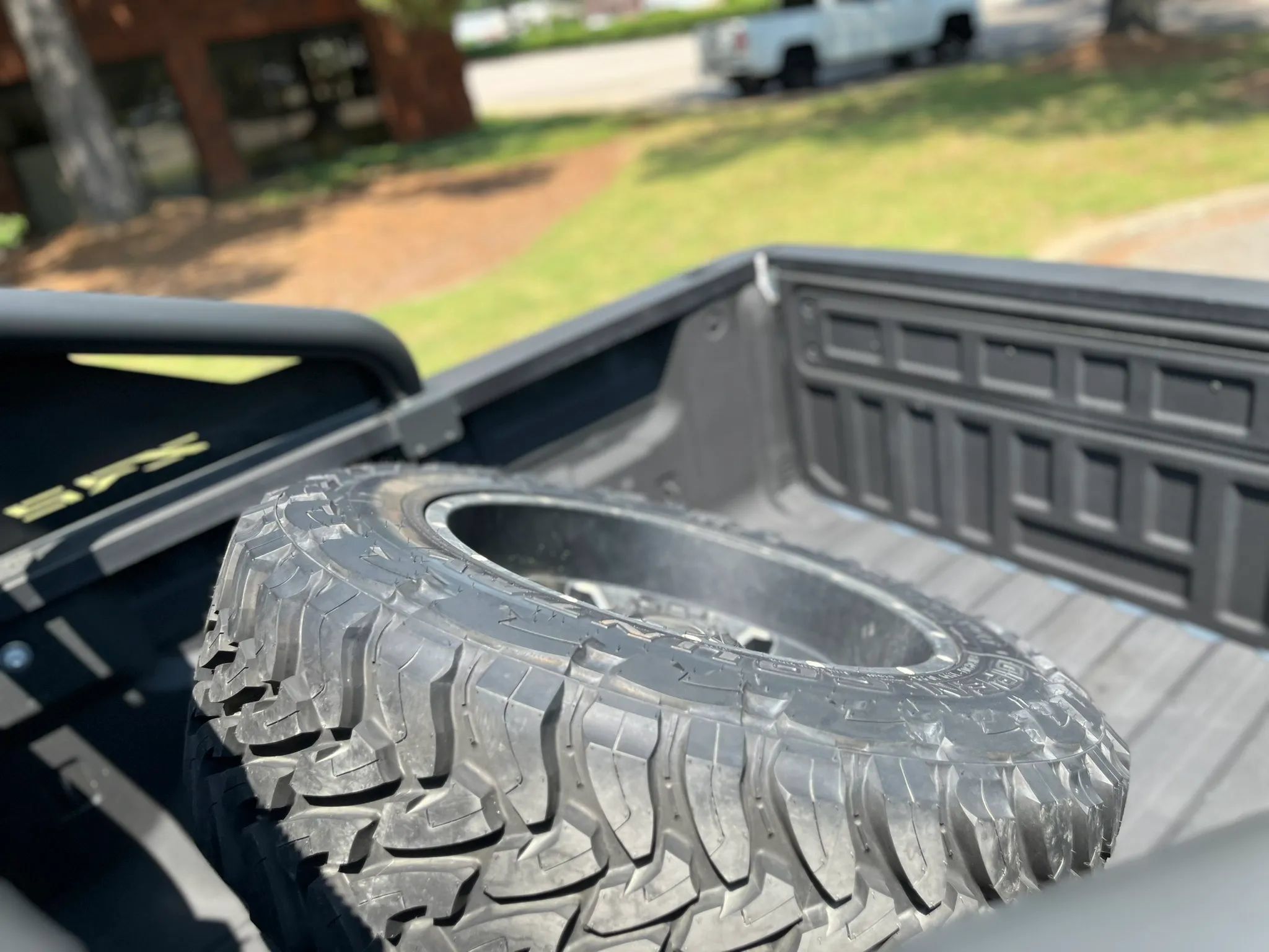 Used 2019 Chevrolet Colorado ZR2 w/ ZR2 Dusk Special Edition AWD/4WD image 65