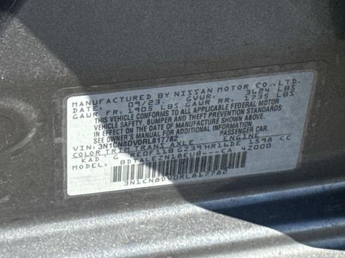 Used 2024 Nissan Versa S w/ Trunk Package image 30