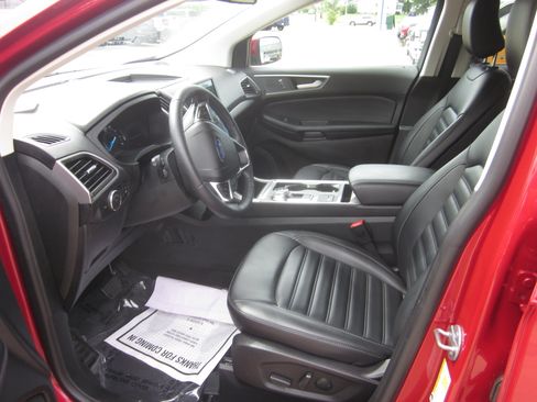 Used 2024 Ford Edge SEL w/ Convenience Package AWD/4WD image 10