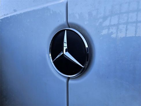 Used 2021 Mercedes-Benz Sprinter 2500 image 7