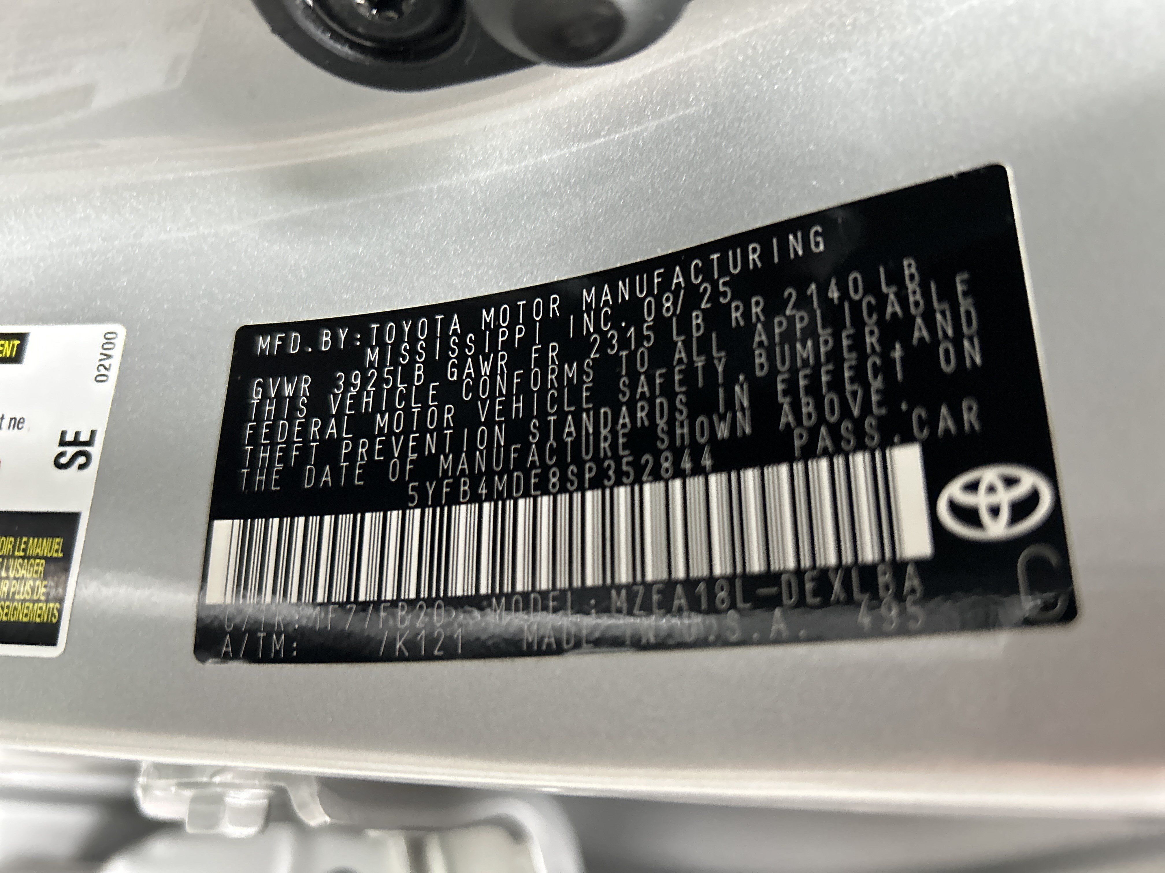 Used 2025 Toyota Corolla LE FWD image 33