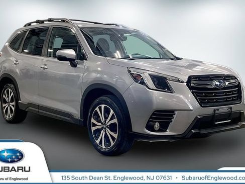 Used 2023 Subaru Forester Limited AWD/4WD image 1