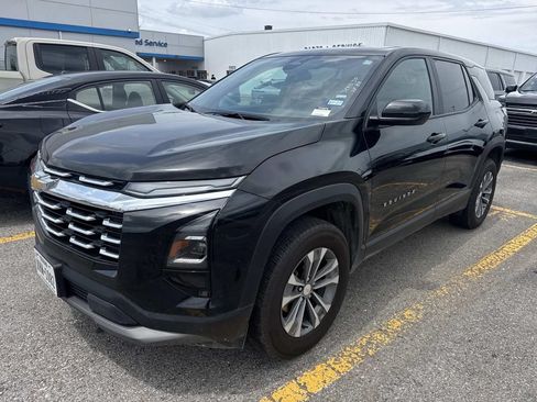 Used 2026 Chevrolet Equinox LT w/ Convenience Package II FWD image 14