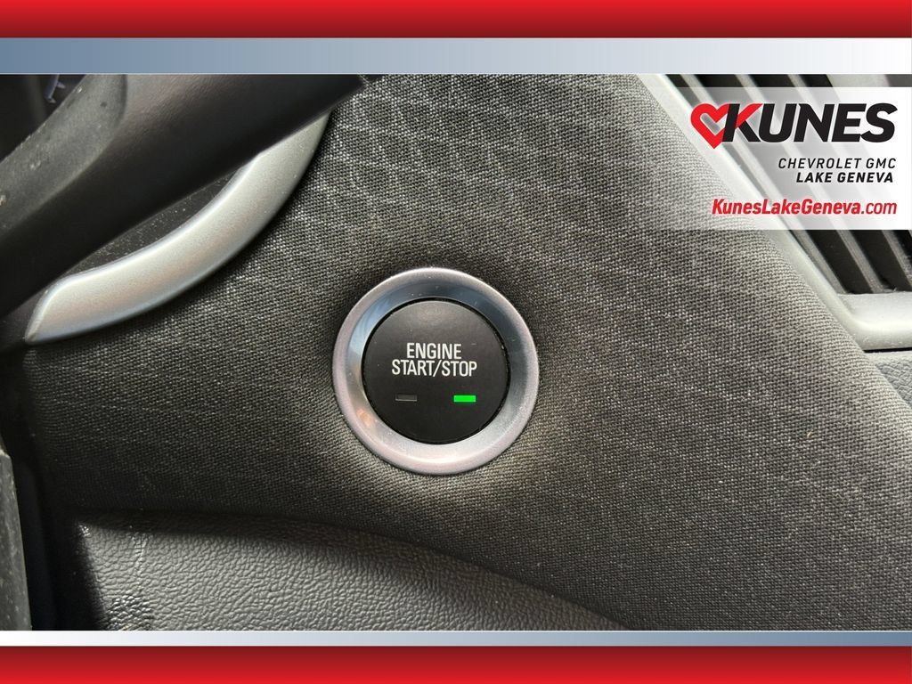 Used 2025 Chevrolet Malibu LT FWD image 29