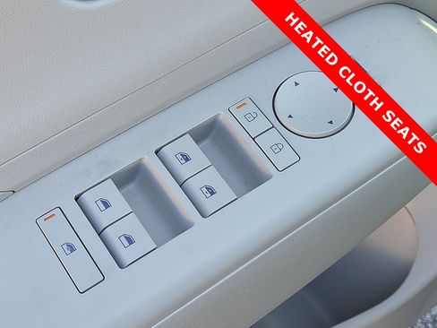 Used 2025 Hyundai Kona SEL image 13