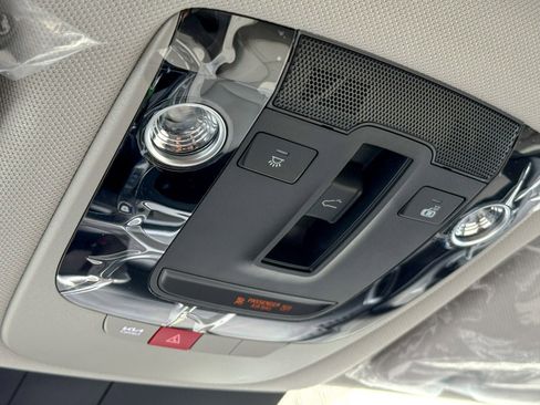 New 2026 Kia Sorento S w/ S Panoramic Sunroof Package image 30