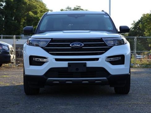 Certified 2023 Ford Explorer XLT w/ Equipment Group 202A AWD/4WD image 2