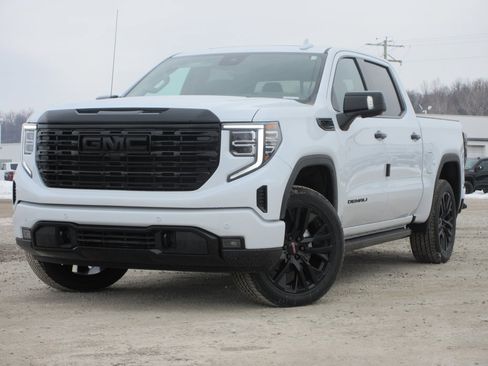 New 2026 GMC Sierra 1500 Denali w/ Denali Reserve Package image 9