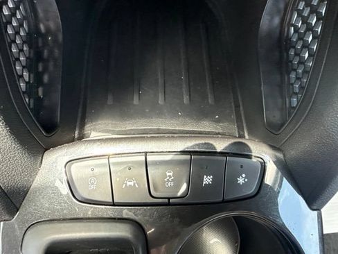 Used 2026 Chevrolet TrailBlazer LS FWD image 15