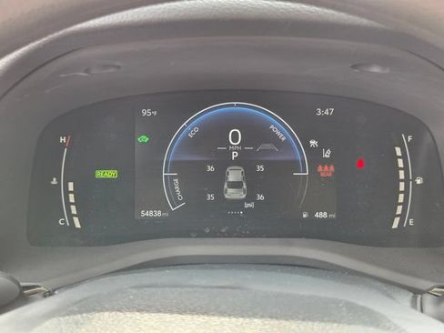 Used 2025 Toyota Camry LE FWD image 32