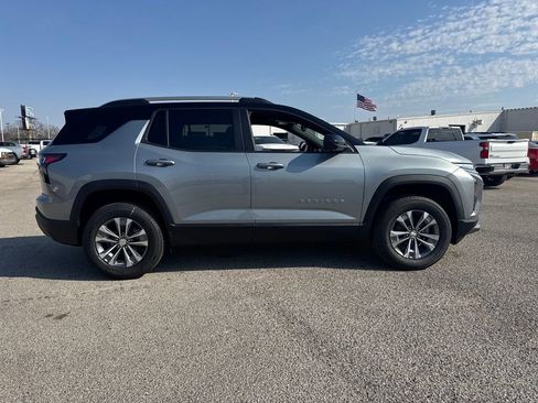 New 2026 Chevrolet Equinox LT w/ Convenience Package II image 8