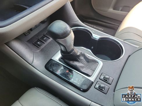 Used 2017 Toyota Highlander XLE FWD image 29