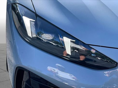 Used 2027 BMW M440i Convertible RWD image 26