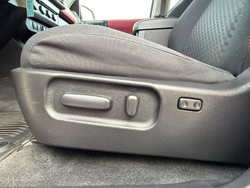 Used 2021 Toyota Tacoma SR5 image 15