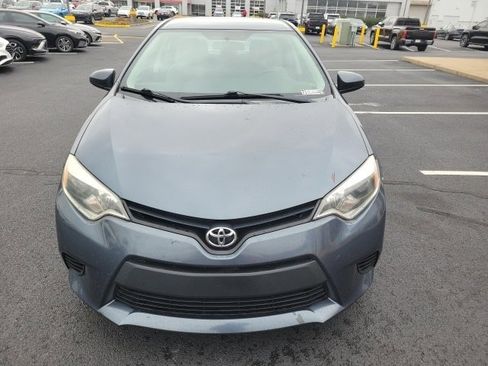 Used 2014 Toyota Corolla LE image 2