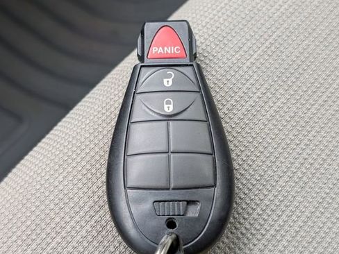Used 2011 Jeep Grand Cherokee Laredo RWD image 26