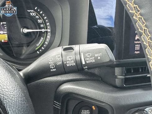 Used 2024 Jeep Wrangler Unlimited Sahara w/ Technology Group AWD/4WD image 23